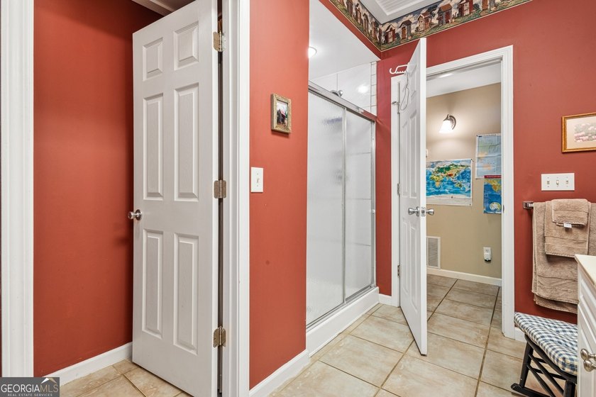Welcome to a rare ranch-on-a-finished-basement retreat nestled - photo 28