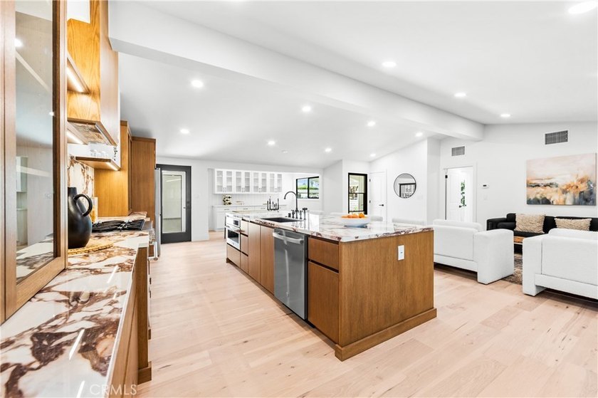 Located in the highly desired community of College Park, this - photo 28