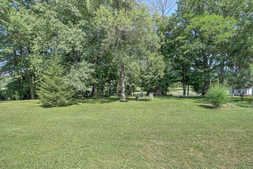 Enjoy low-maintenance living and endless recreational - photo 31