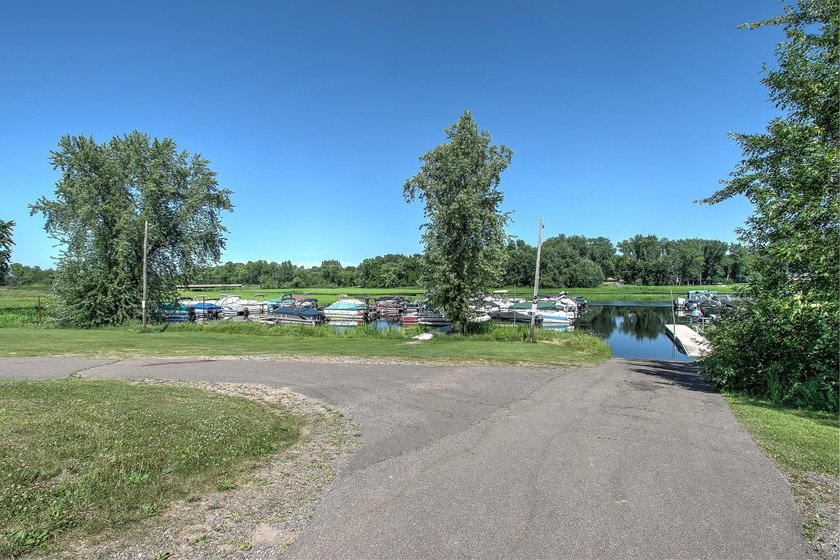 Enjoy low-maintenance living and endless recreational - photo 35