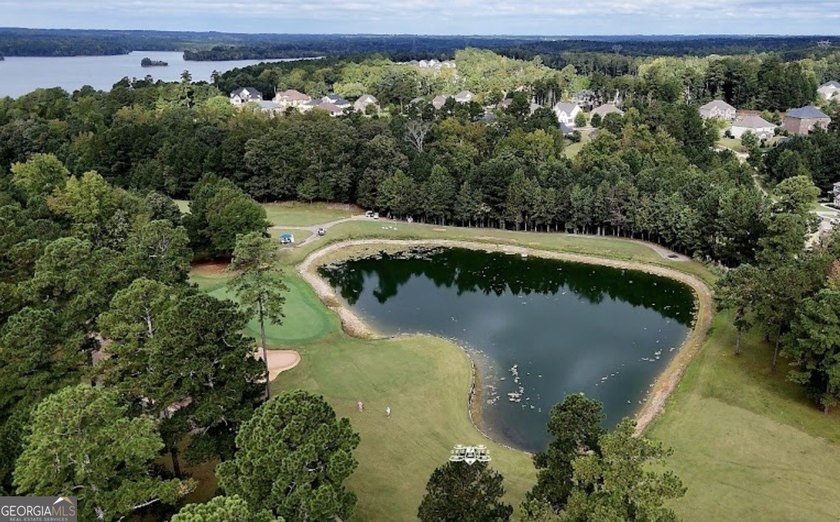 Welcome to a rare ranch-on-a-finished-basement retreat nestled - photo 41