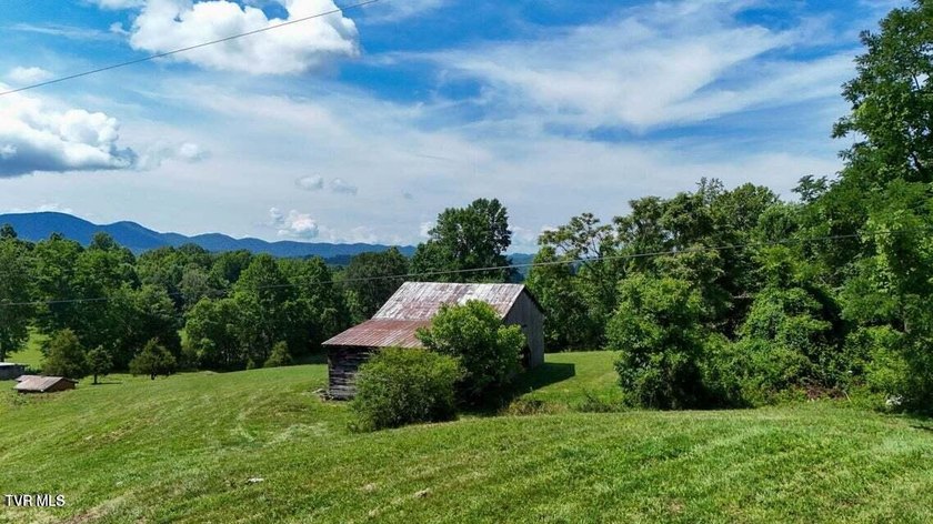 Don't miss this rare opportunity to own the mini farm you've - photo 4