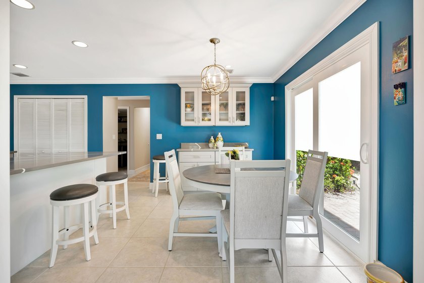 Located on quiet cul-de-sac in Thurston. This 3 bedroom, 3.5 - photo 15