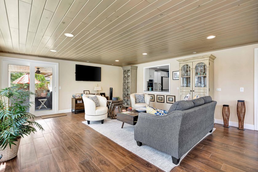 Located on quiet cul-de-sac in Thurston. This 3 bedroom, 3.5 - photo 18