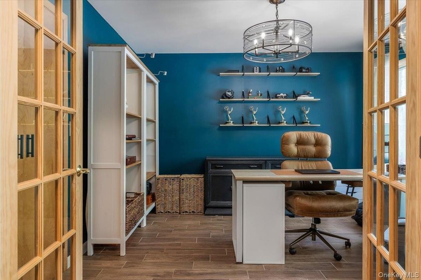 Your out-east living is here! This homey ranch is situated on - photo 4