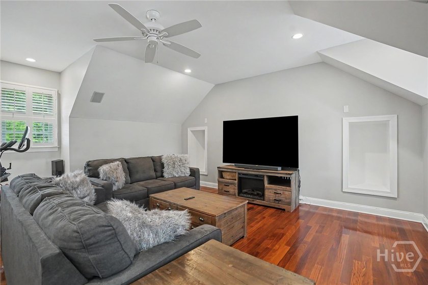 Nestled on an oversized lot in the highly sought after Moon - photo 22