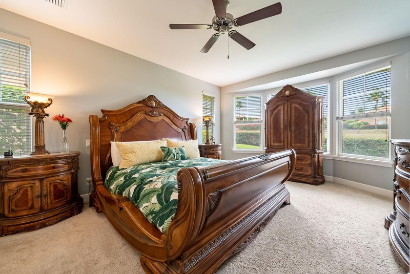 Experience true luxury in the gated community of Hokulani - photo 20