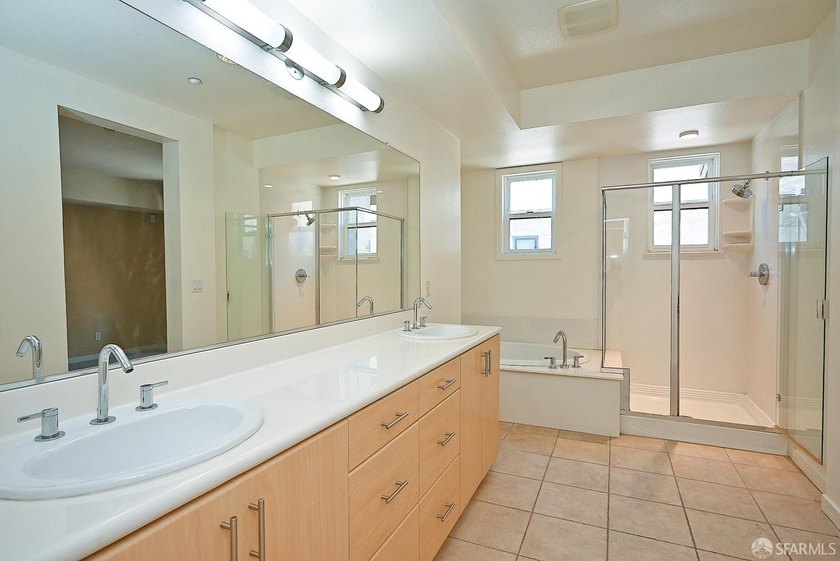 Rare opportunity to enjoy true waterfront living in the Bay - photo 22