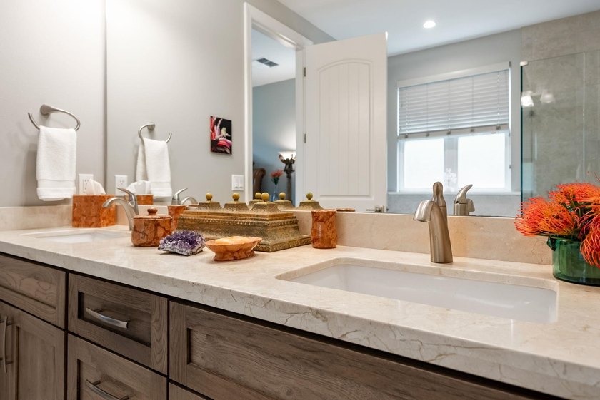 Experience true luxury in the gated community of Hokulani - photo 23