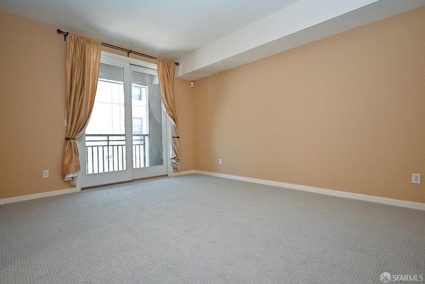 Rare opportunity to enjoy true waterfront living in the Bay - photo 24