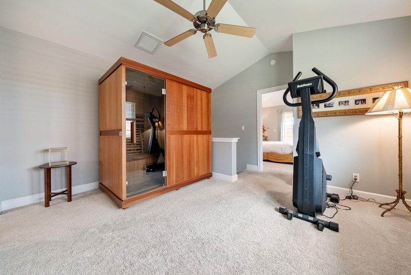 Experience true luxury in the gated community of Hokulani - photo 30