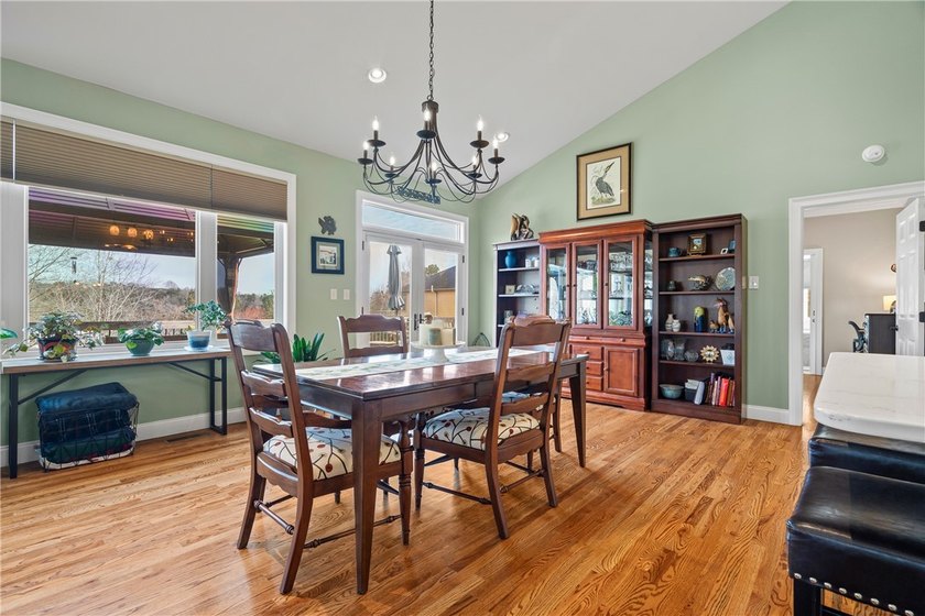 Welcome to luxury lake living on the shores of Lake Keowee in - photo 10