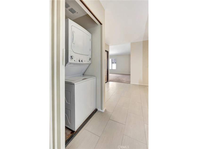 Welcome to this light-filled and inviting 2-bedroom, 2-bath - photo 16