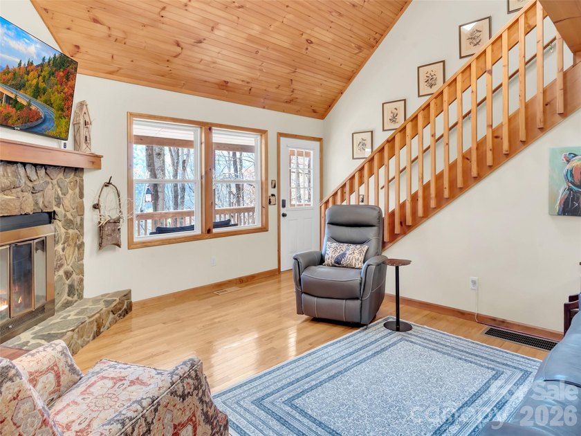 Come experience this beautifully updated mountain-view home in - photo 8