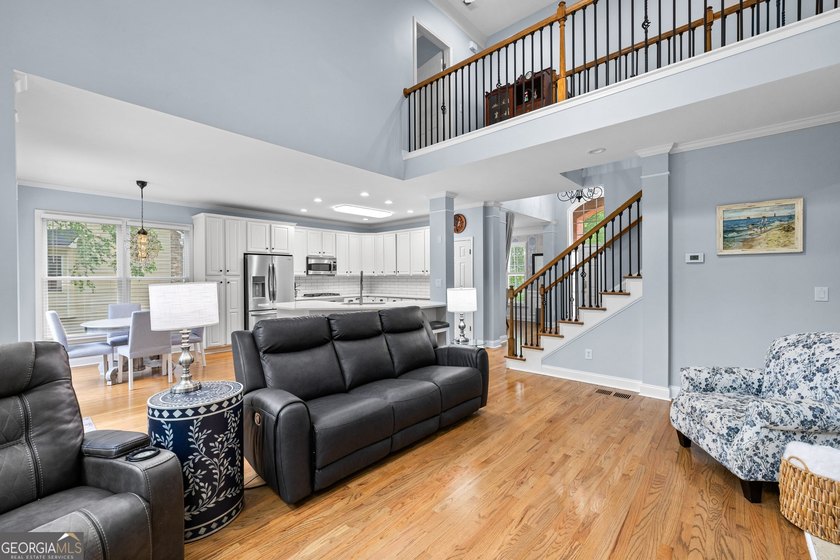 **OPEN SUNDAY 5/31 from 2-4 PM ** Welcome home to this spacious - photo 16