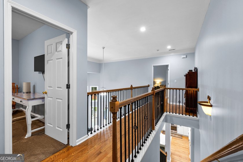 **OPEN SUNDAY 5/31 from 2-4 PM ** Welcome home to this spacious - photo 38