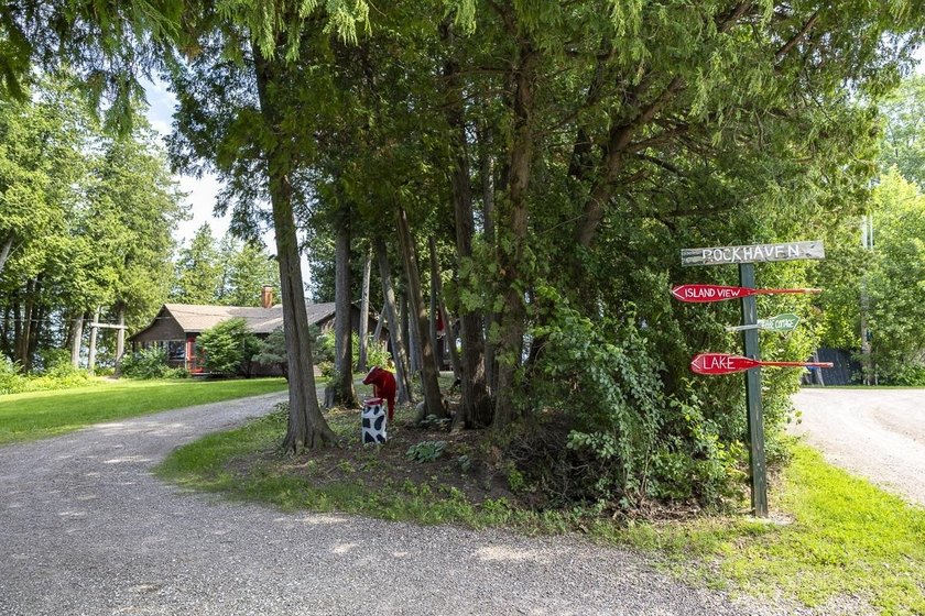 Welcome to Kibbe Point, one of the most distinctive lakefront - photo 4
