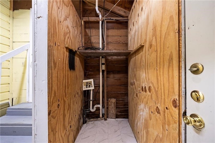 This is a very clean, cozy home that is move-in ready. It has a - photo 15