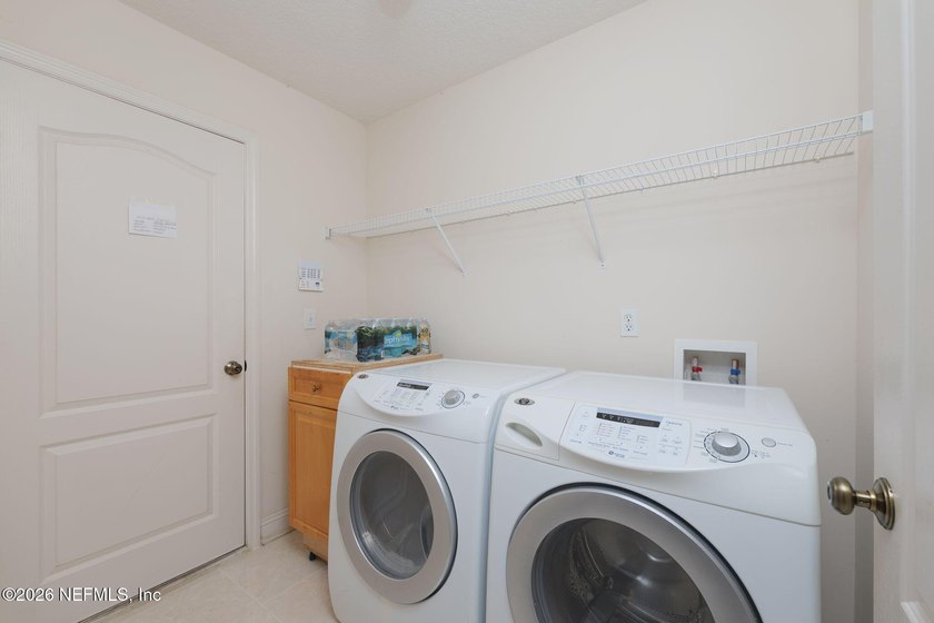 Welcome home. This 4BR'3BA with excellent curb appeal, offers - photo 31