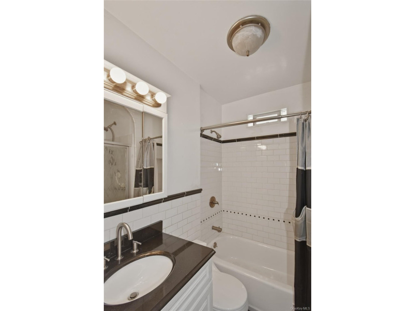Beautifully maintained and updated single-family home nestled in - photo 10