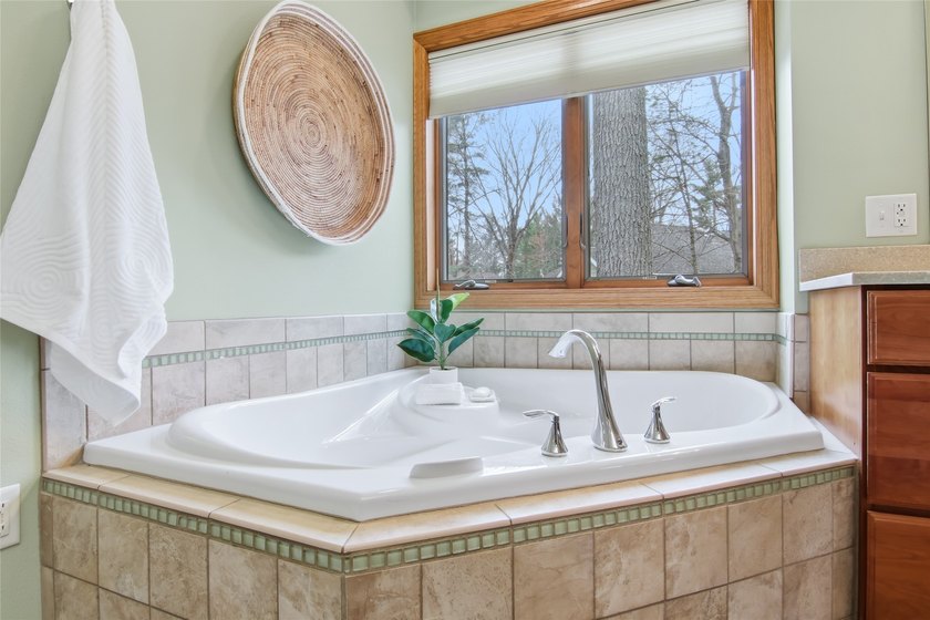 Quality and Elegance can be found throughout this exquisite home - photo 22