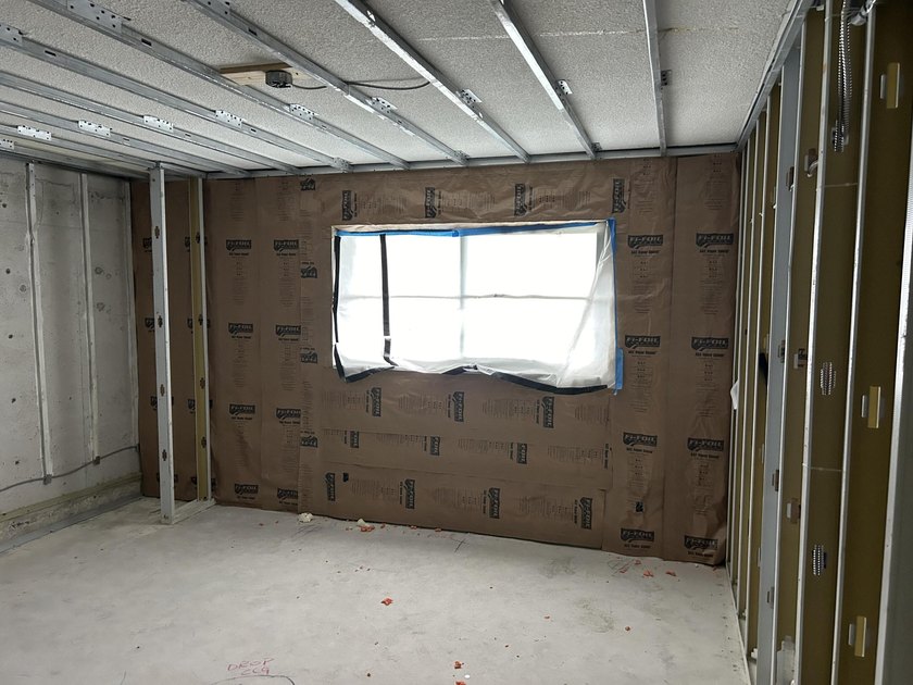 2 bedroom, 2 bathroom Lake Harbour Towers East, waterfront condo - photo 24