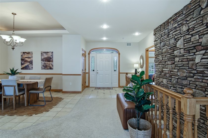 Quality and Elegance can be found throughout this exquisite home - photo 31
