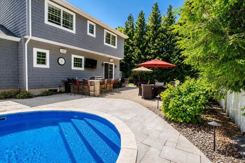 Welcome to 257 Fourth Street, a beautifully maintained and - photo 34
