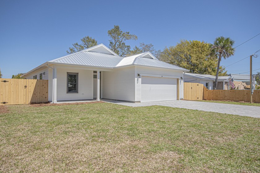 Step into this semi-custom home beautifully designed with plenty - photo 2