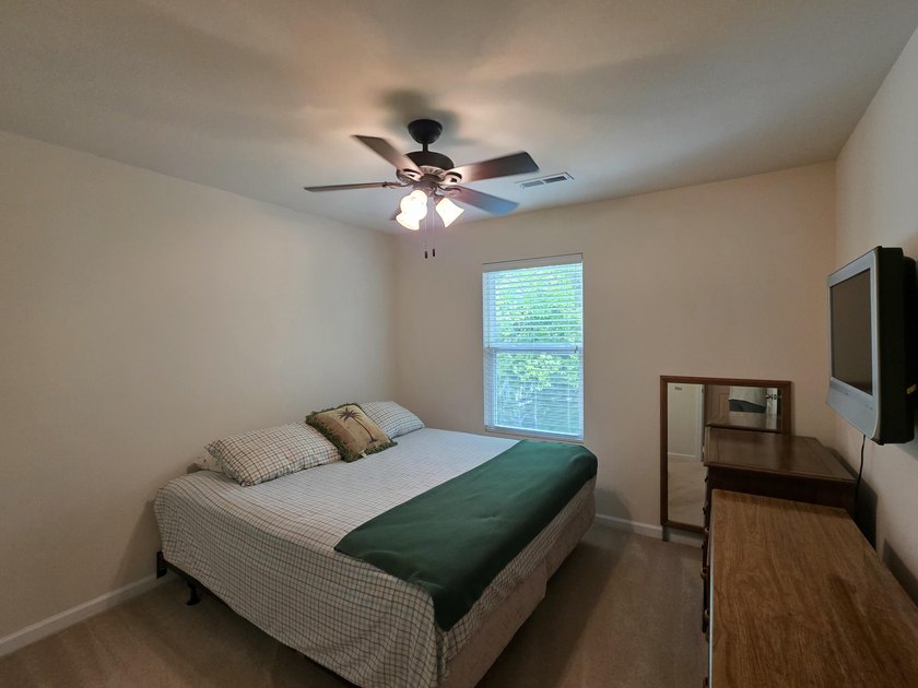 Priced to move and ready for new buyers!! This well maintained - photo 15