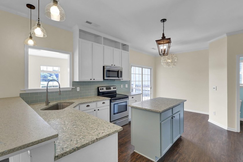 Nestled on a desirable corner lot in the sought-after Wexford - photo 11