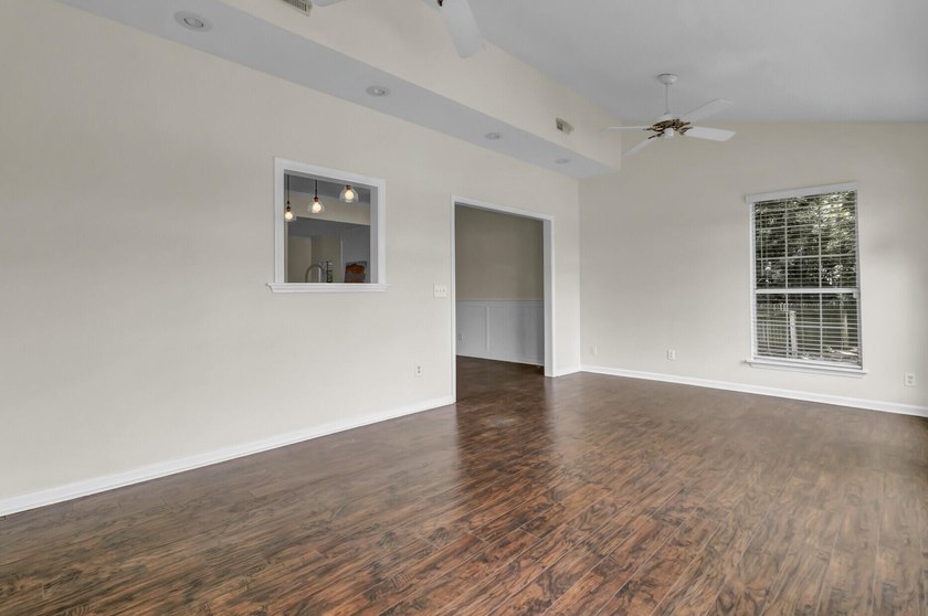 Nestled on a desirable corner lot in the sought-after Wexford - photo 15