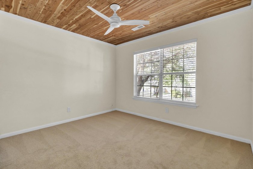 Nestled on a desirable corner lot in the sought-after Wexford - photo 32