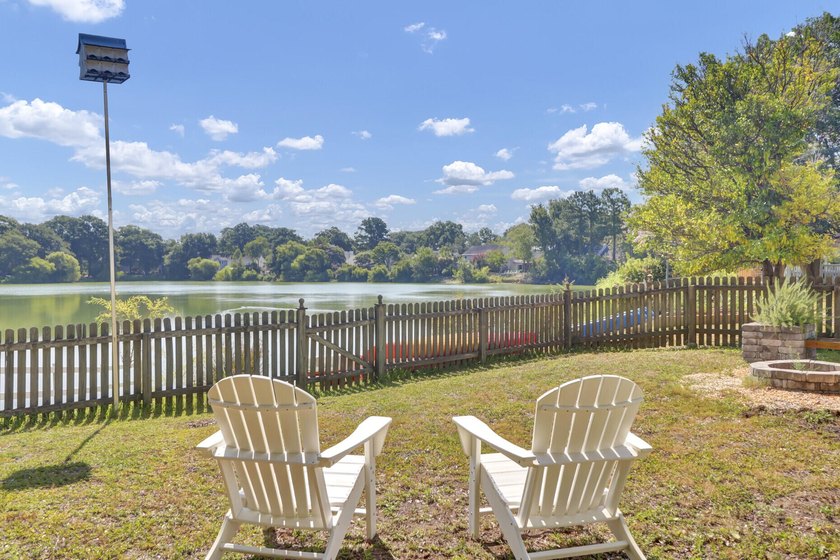 Nestled on a desirable corner lot in the sought-after Wexford - photo 36