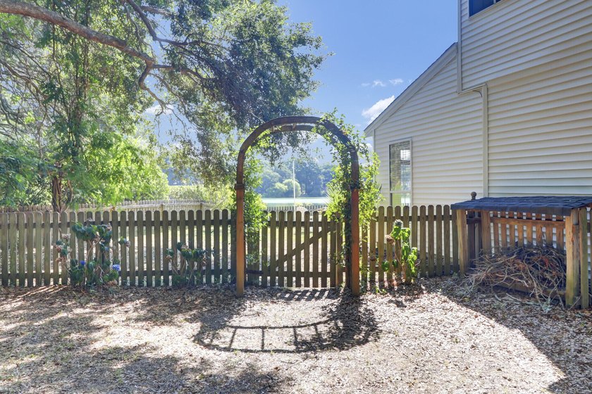 Nestled on a desirable corner lot in the sought-after Wexford - photo 38