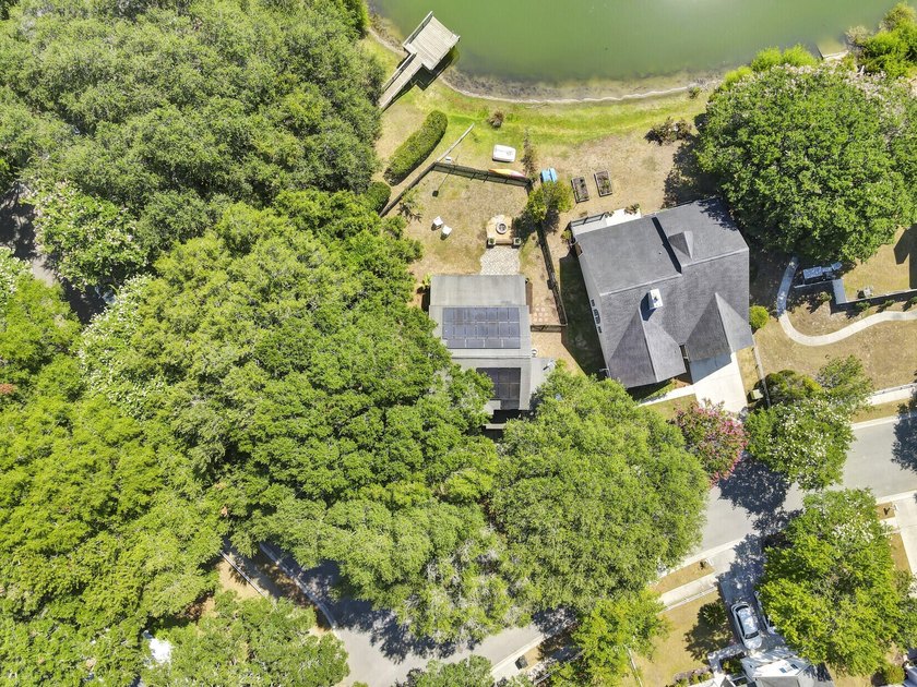 Nestled on a desirable corner lot in the sought-after Wexford - photo 40
