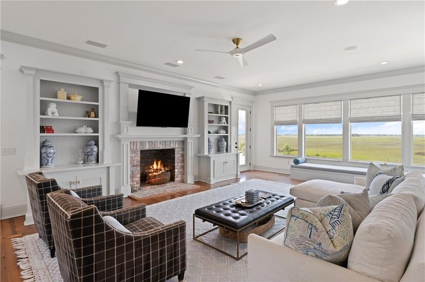 Welcome to a rare coastal sanctuary where luxury meets - photo 16
