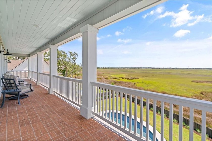 Welcome to a rare coastal sanctuary where luxury meets - photo 50