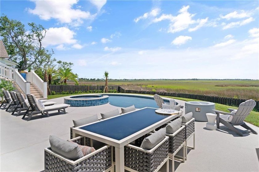 Welcome to a rare coastal sanctuary where luxury meets - photo 53