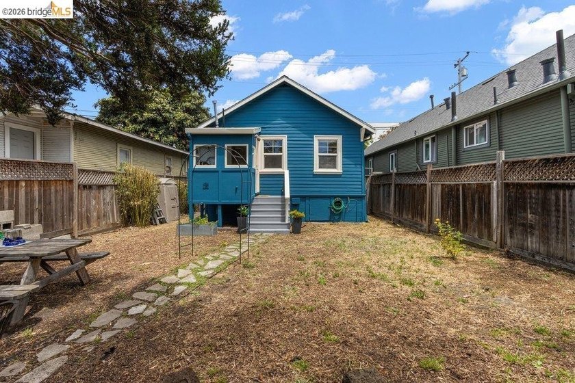 This exceptional 1927 early century cottage presents an - photo 28