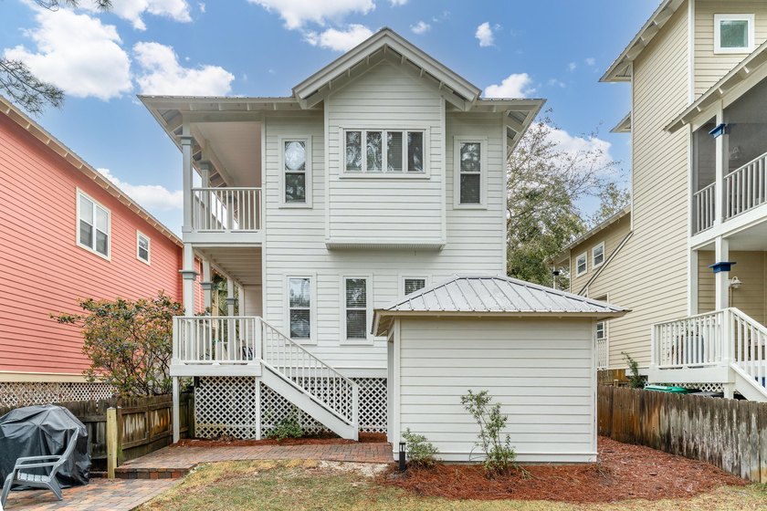 Turn-key, fully furnished coastal retreat in the highly - photo 3