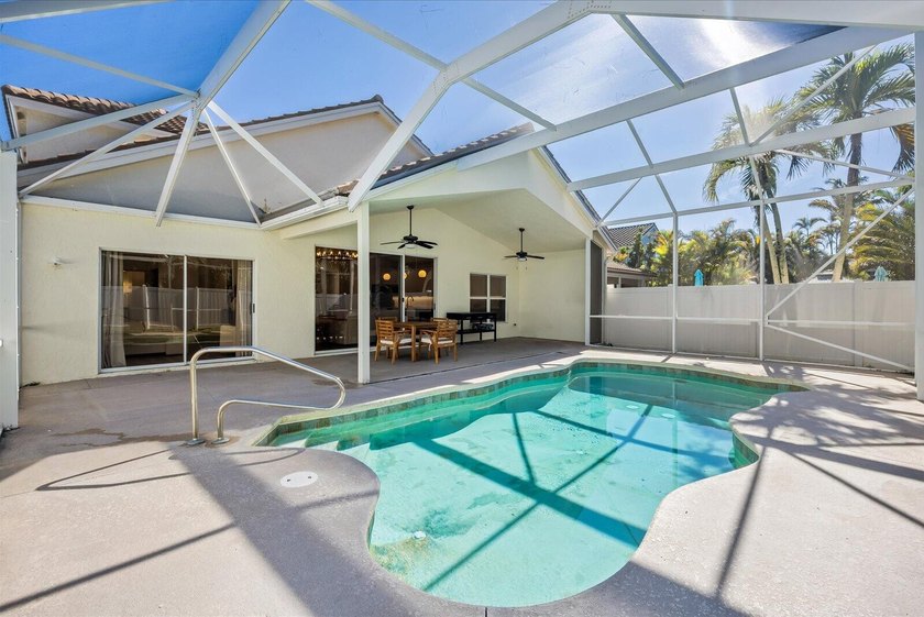 Welcome to Hammock Trace of Jupiter, Florida; a charming - photo 40