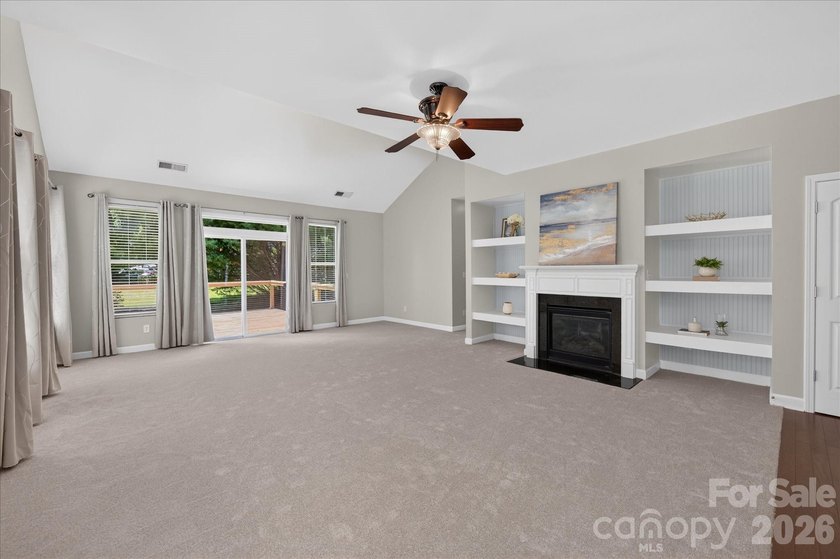 Designed with both elegant entertaining and everyday comfort in - photo 10