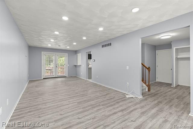 Welcome to this fully updated 2-story colonial offering 3 - photo 15