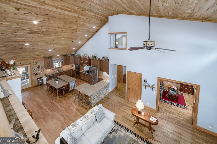 YOU'VE GOT TO SEE THIS HOME TO BELIEVE IT!! Beautiful - photo 31