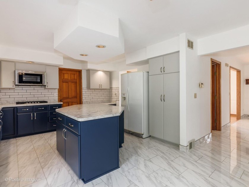 Beautiful custom home set on a picturesque nearly one-acre lot - photo 10