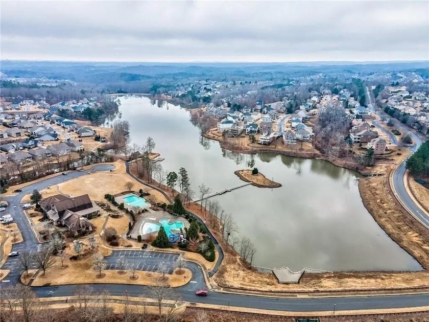 Welcome to this exceptional residence offering resort-style - photo 42