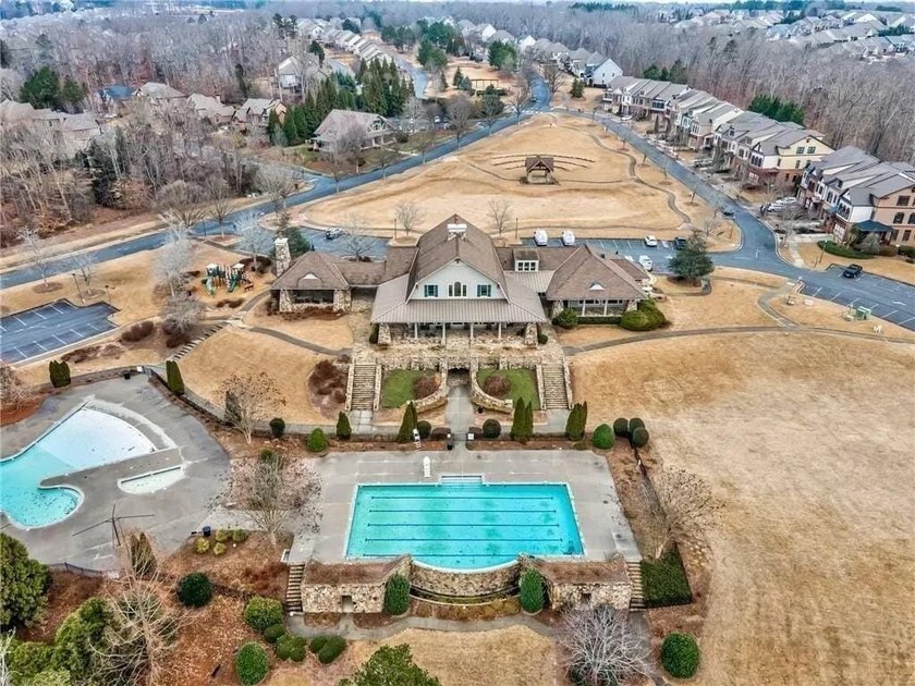 Welcome to this exceptional residence offering resort-style - photo 45