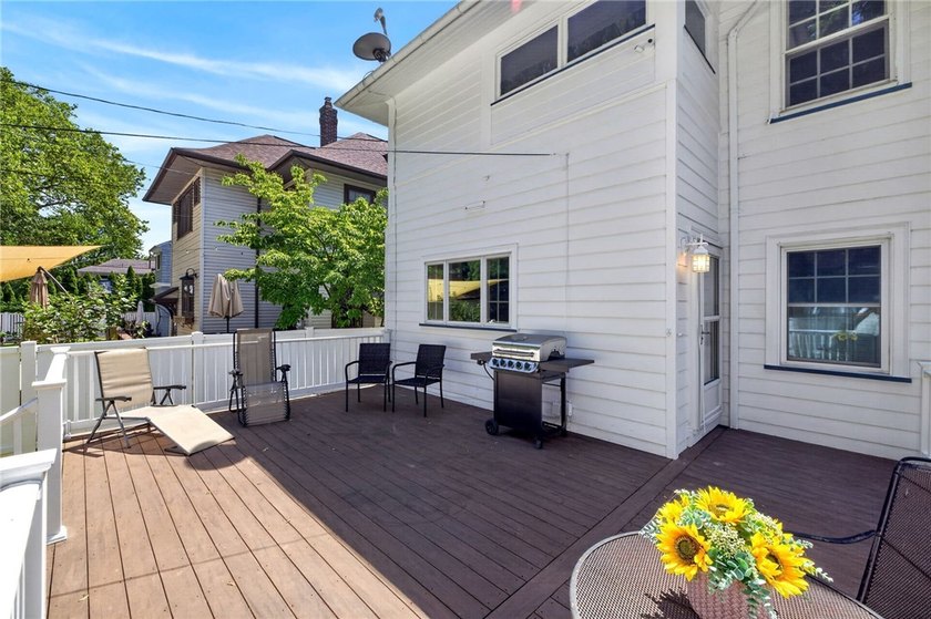 Welcome to 138 Dorchester in the prestigious BROWNCROFT - photo 6