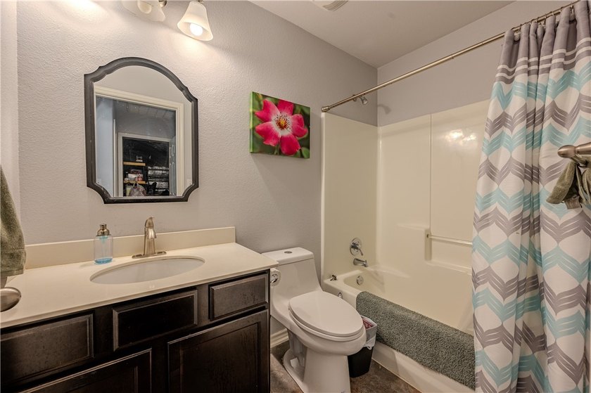 Welcome to this well-maintained 3-bedroom, 2-bath home with a - photo 18